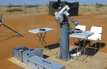 Hunt for a Kordylewski dust cloud