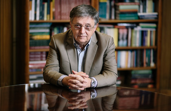 Abel Prize awarded to László Lovász