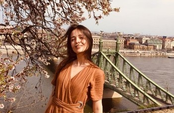 Hilal Çam