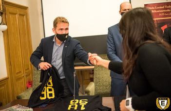 Átadták az ELTE sportösztöndíjait