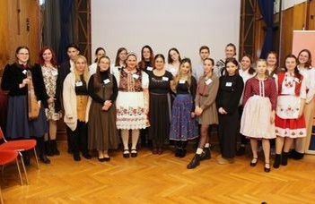 „Más történetében akarjuk kipihenni magunkat”