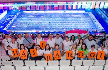 Az ELTE szurkolócsapata a vizes VB-n