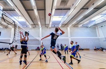A BEAC és az NKE hagyományos sportrendezvénye jótékonysági adománygyűjtéssel.